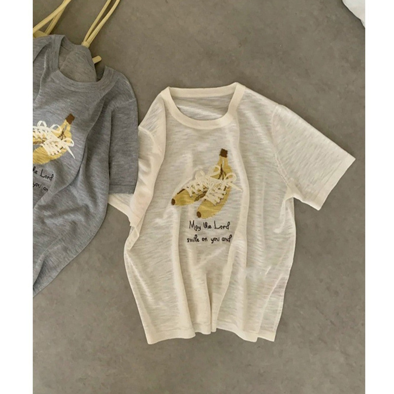 Trendy and Youthful Gray Banana Short-Sleeve T-Shirt for Women, 2025 Summer New Vintage Unique and Chic Top