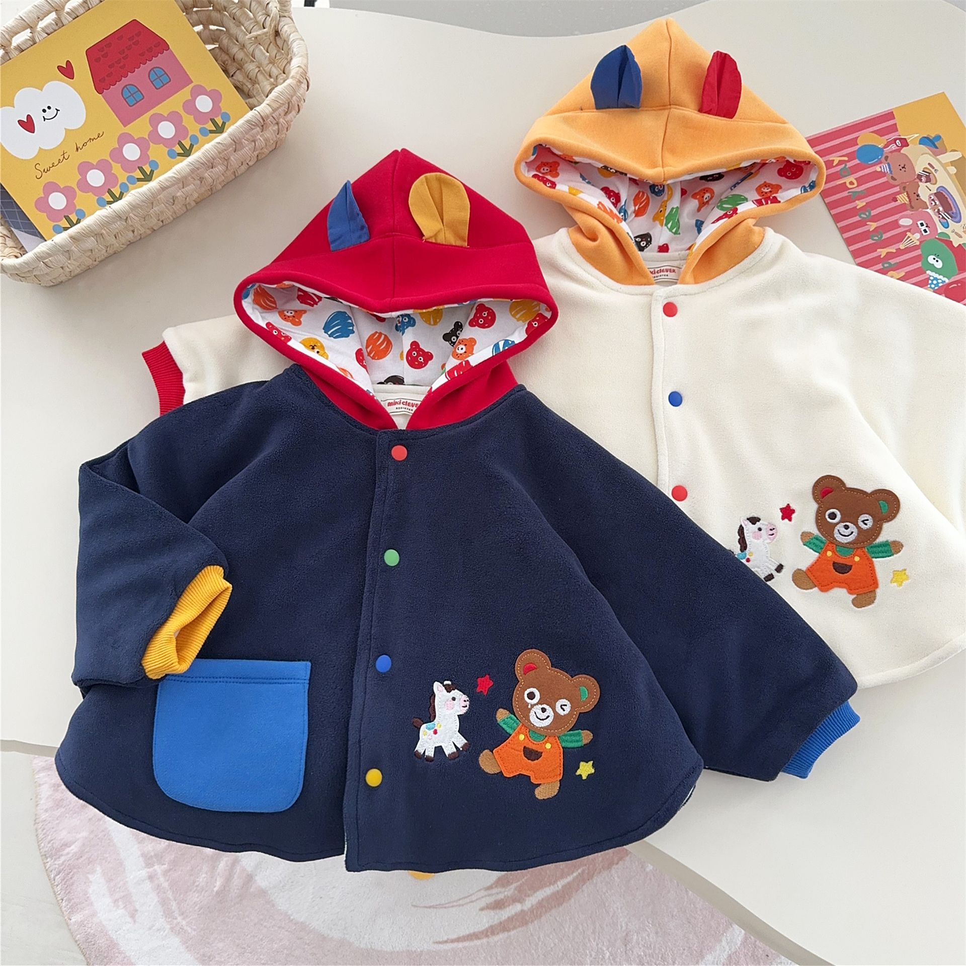 25冬款摇粒绒加厚夹棉日系男女童可爱披肩防风保暖连帽外套潮5078