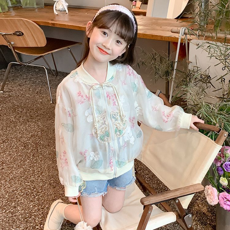 Other versatile summer girls' fashion trends are popular all year round.