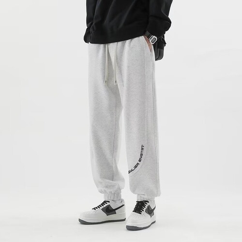 Trend Japanese fashion fashion brand trousers and sports pants. Trend new men's casual pants. Youth popular loose spring and autumn.
