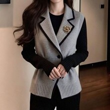 简约潮流灰色针织马甲女2026春收腰V领时尚百搭修身显瘦毛衣开衫