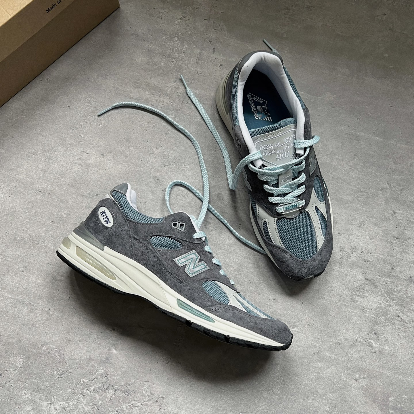 Kişi və qadın üçün New Balance 991 idman ayaqqabısı