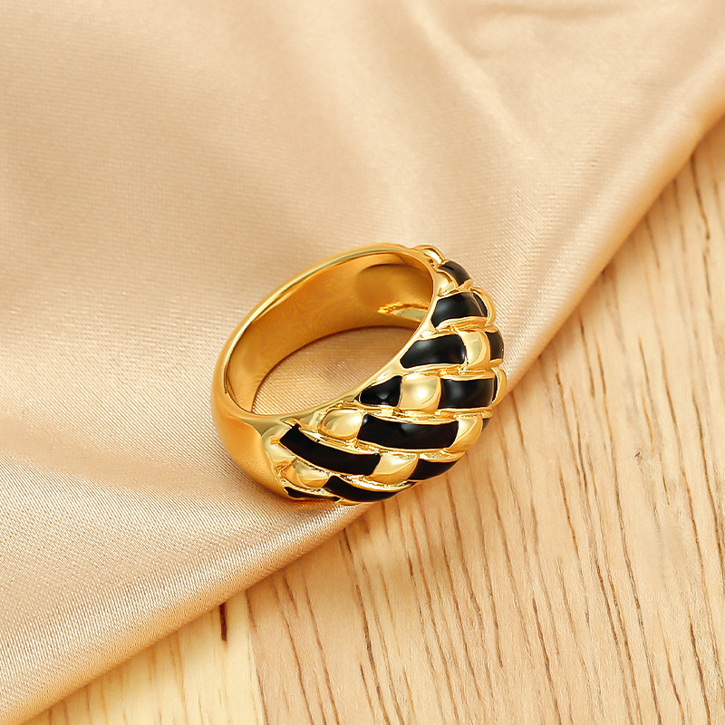 Black woven fashionable design ring for men and women