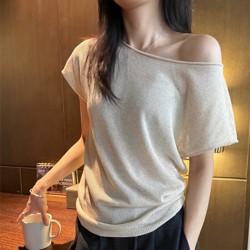 Summer New Korean Style Casual Trendy Rolled-Edge Diagonal Collar Short-Sleeved Knit Top, Very Beautiful and Slimming Women's Top