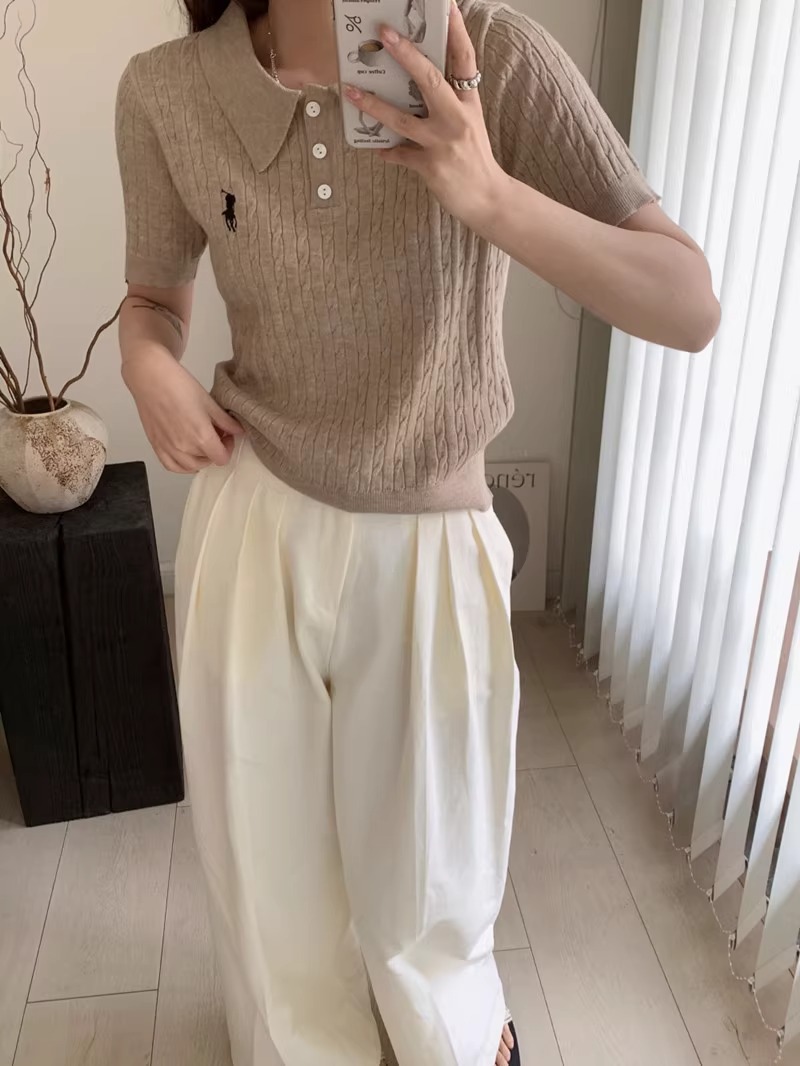 Áo thun polo nữ tay ngắn dệt kim xoắn thêu ngựa dáng ngắn — Màu trắng (tay áo ngắn cổ polo thêu ngựa) chi tiết 5