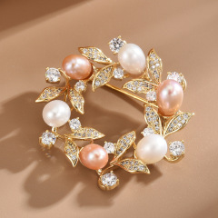 Brooch, high-end niche, butterfly garland, copper micro-paved zircon, luxury corsage, high-end freshwater pearl clothing accessories