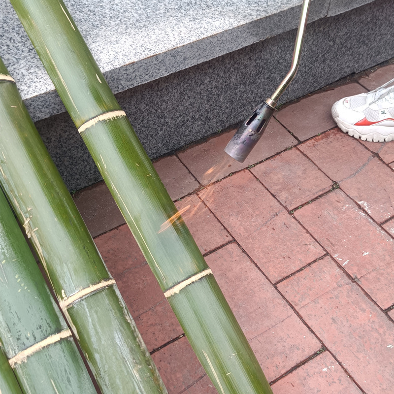 赤い楠竹の天びんは新居に引っ越して結婚して家に入ります。|undefined