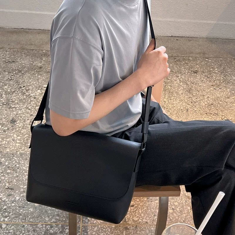 Shoulder bag, polyurethane, square, wear‑resistant Korean style, 3 sizes