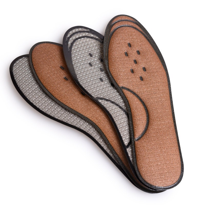 Venta al por mayor almohadilla sándwich de carbón activado desodorante absorbente de sudor plantilla cómoda transpirable resistente a las manchas hombres y mujeres Plantilla de corte casual