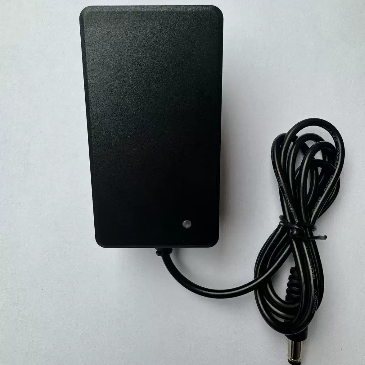 12V2A中规3C认证电源适配器LED台灯具24W小家电CQC认证适配器