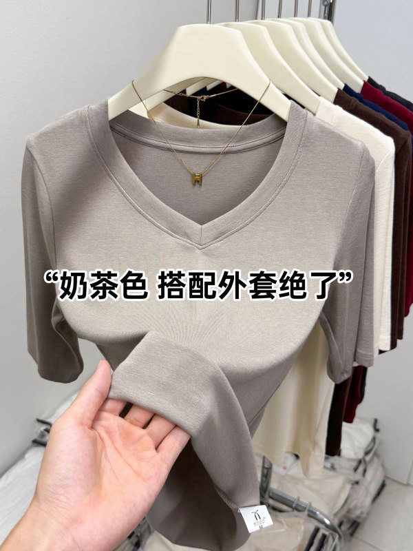 精品羊绒五分袖V领设计感上衣2025秋季欧货爆款百搭修身正肩内搭|undefined
