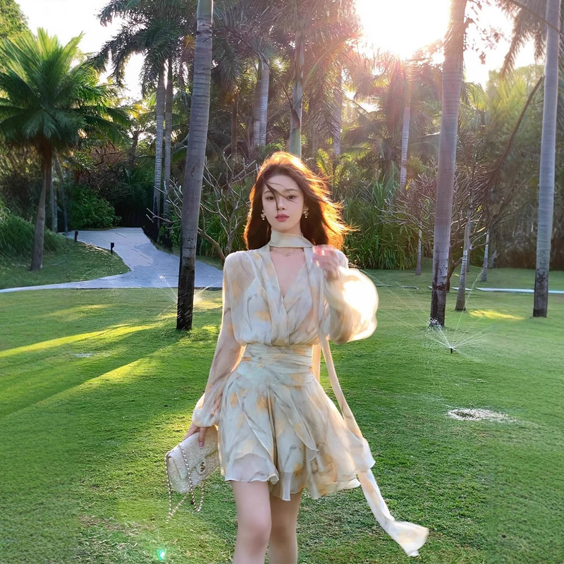 Summer Long Sleeve V-neck Puff Sleeve Chiffon Yellow Floral dress Two-piece Set Tight Waist Fairy Short Skirt