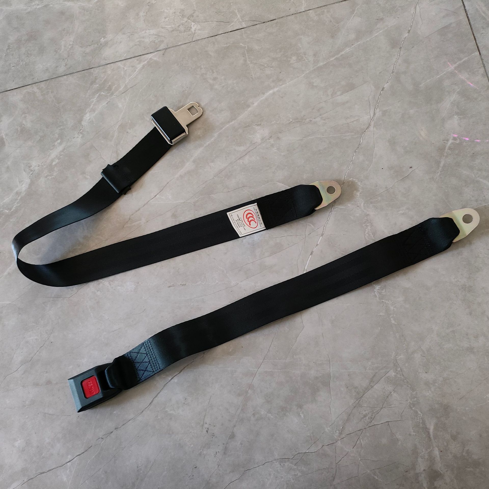 Two-Point Car Seat Belt, Manual Adjustment for Passenger Cars, Minibuses, and School Buses, Simple Two-Point Seat Belt