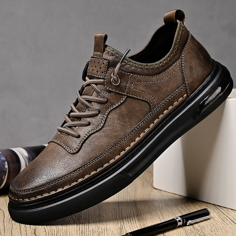 Men's Autumn Genuine Leather Slip-On Sneakers, Fleece-Lined, Warm, Soft-Soled, Non-Slip, Versatile Flat Shoes, Anti-Slip and Wear-Resistant Men's Autumn Genuine Leather Slip-On Sneakers, Fleece-Lined, Warm, Soft-Soled, Non-Slip, Versatile Flat Shoes, Anti-Slip and Wear-Resistant