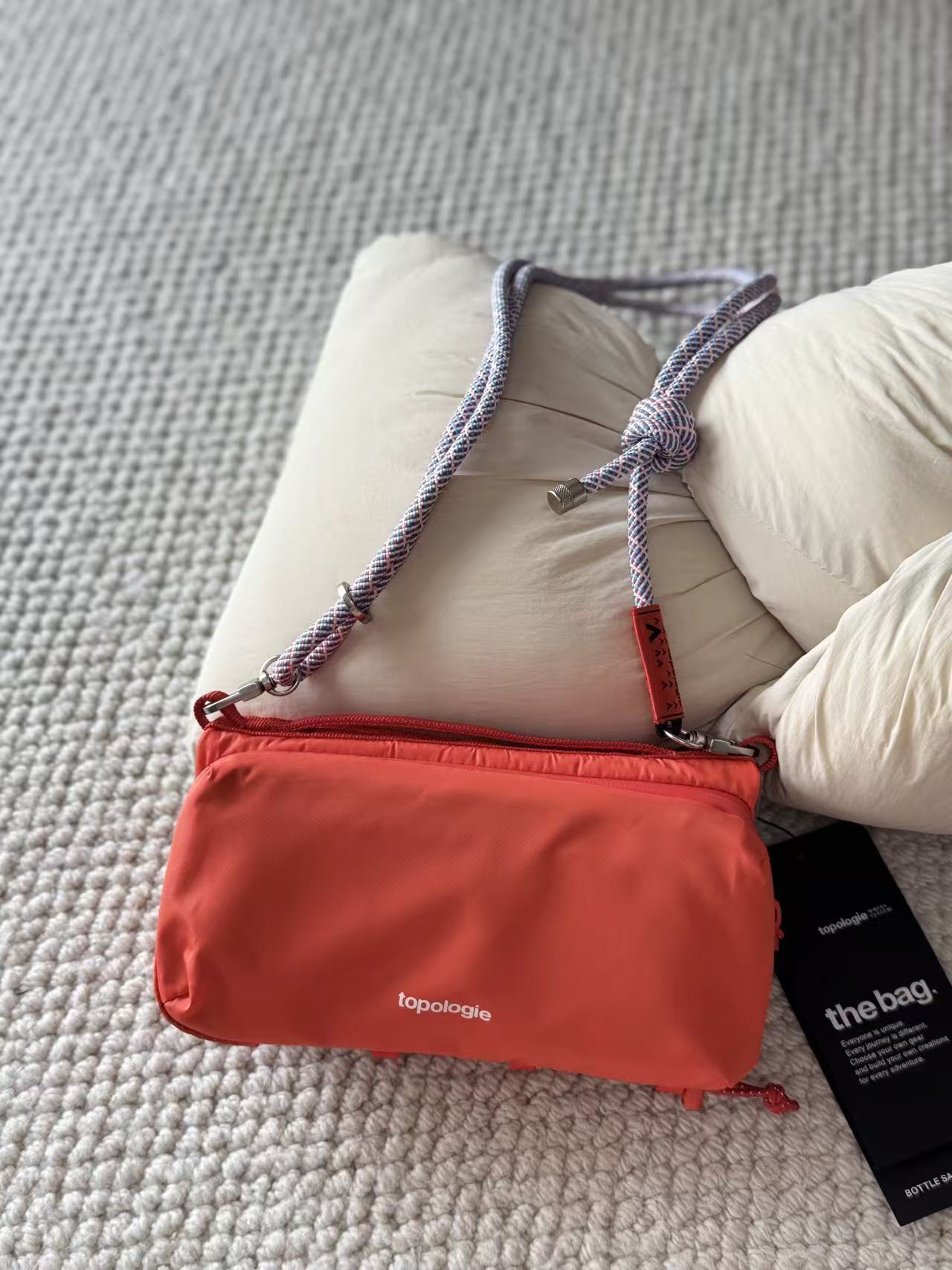 Topologie Bottle Sacoche Medium Orange Puffer