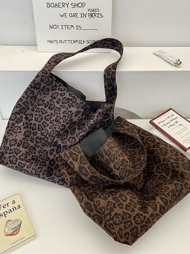 Small design capacious trend one-shoulder bag
