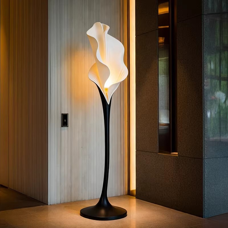 Hepburn Petal Glow Calla Lily Retro Floor Lamp High-End Living Room Designer Atmosphere Floor Lamp Hepburn Petal Glow Calla Lily Retro Floor Lamp High-End Living Room Designer Atmosphere Floor Lamp