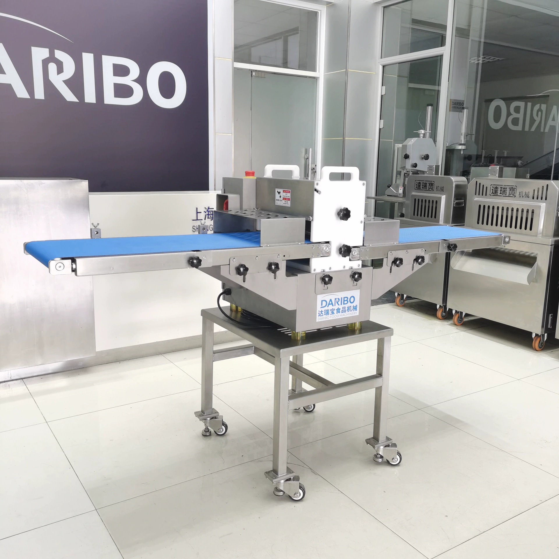 Y коммерческая машина для резки мяса и птицы, машина для резки свиной грудинки, горизонтальная машина для нарезки, машина для одноразовой резки полос и двойной резки блоков