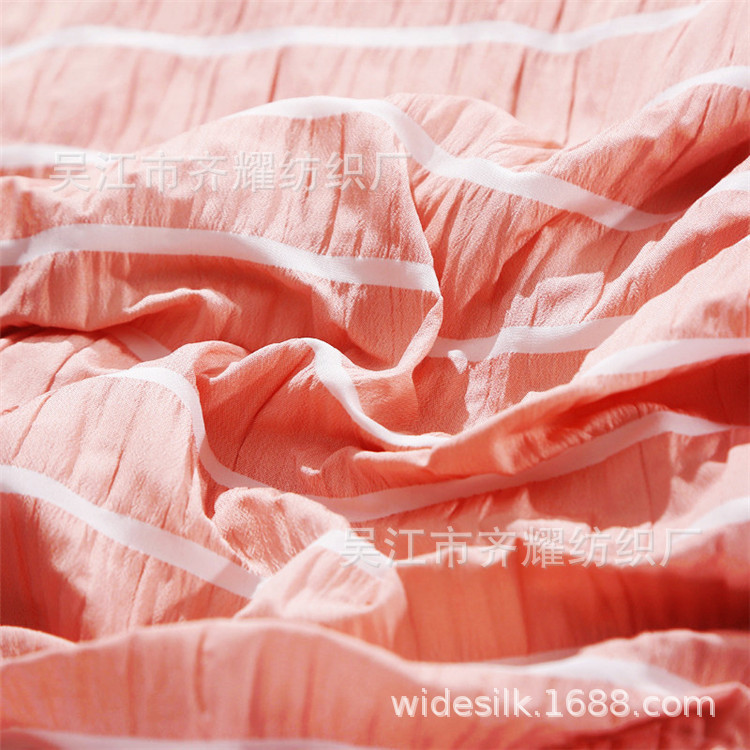 宽幅家纺泡泡纱床品水洗被布料纬向条子泡泡布皱条子皱感春亚纺