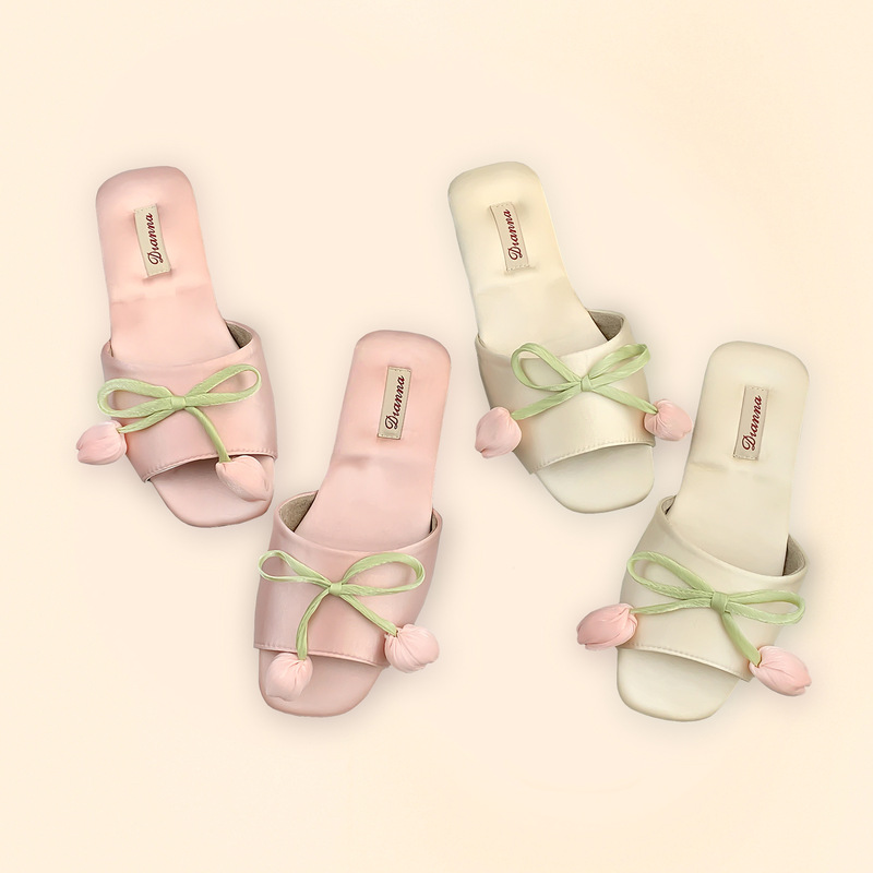 High-End Slippers for Women, Indoor Slippers with Beautiful Bowknots, Satin Fabric Soles, Anti-Odor, Silent Slippers High-End Slippers for Women, Indoor Slippers with Beautiful Bowknots, Satin Fabric Soles, Anti-Odor, Silent Slippers