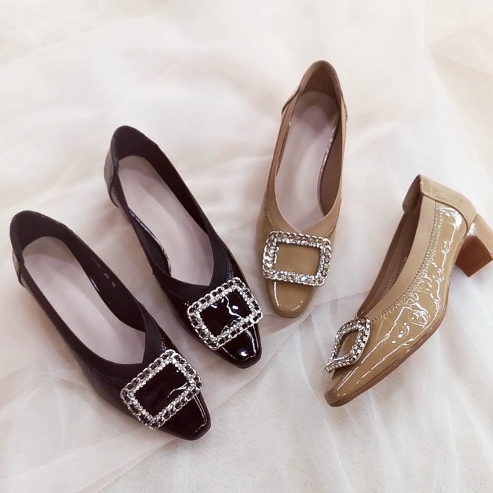 Brand genuine leather broken size special women's shoes tail goods thick middle heel rhinestone square buckle small single shoes mother shoes all-match comfortable