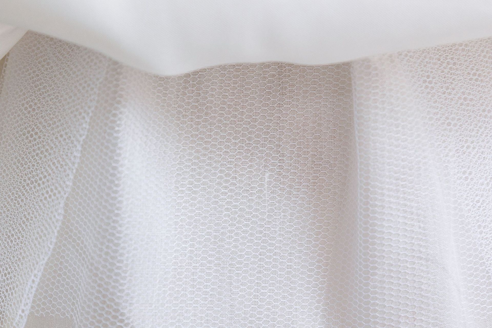 Robe d'anniversaire pour enfant Robe d'anniversaire pour enfant Robe de princesse de première année à rayures en satin avec nœud_voghion.com