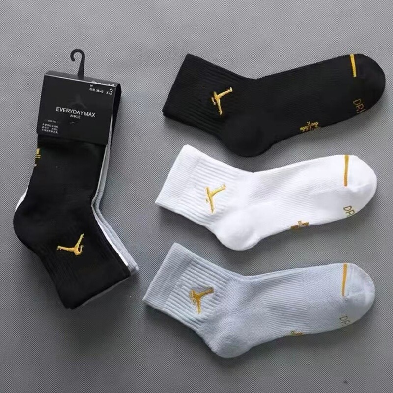 Basketball socks Air Jordan socks for men, mid-length, casual, versatile, towel-soled, thickened, mid-length sports socks for actual play