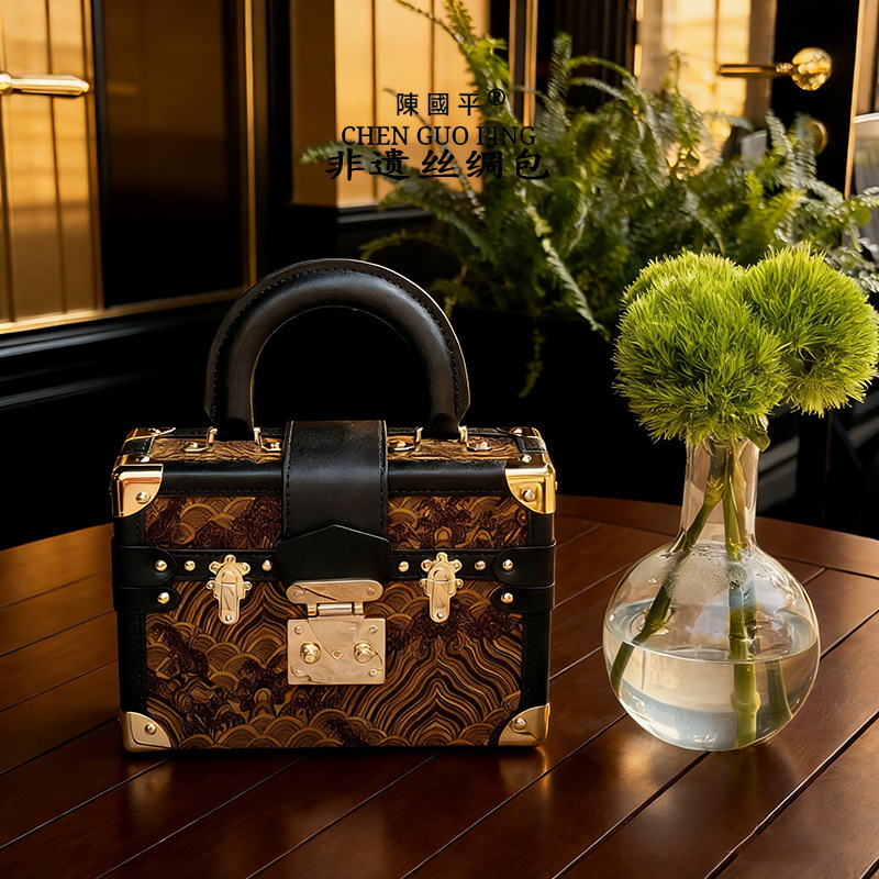 Heritage Fragrant Cloud Silk Box Bag Lv-Style Mulberry Silk Song Brocade Handbag New Chinese Style Single Shoulder Crossbody Bag National Style Bag
