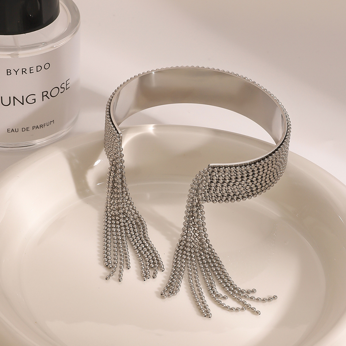 Jeding Pulsera de borla de acero inoxidable europea y americana Versión alta Pulsera abierta de nicho Pulsera de acero de titanio Bracelet transfronterizo