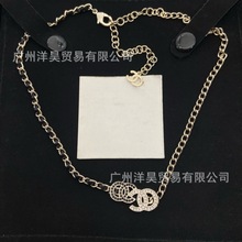 ����С���L��Ʒ�|�pC��ĸ�Ƕ�ڰ����Ů��Ƥ�K�i��朹��Sֱ�N