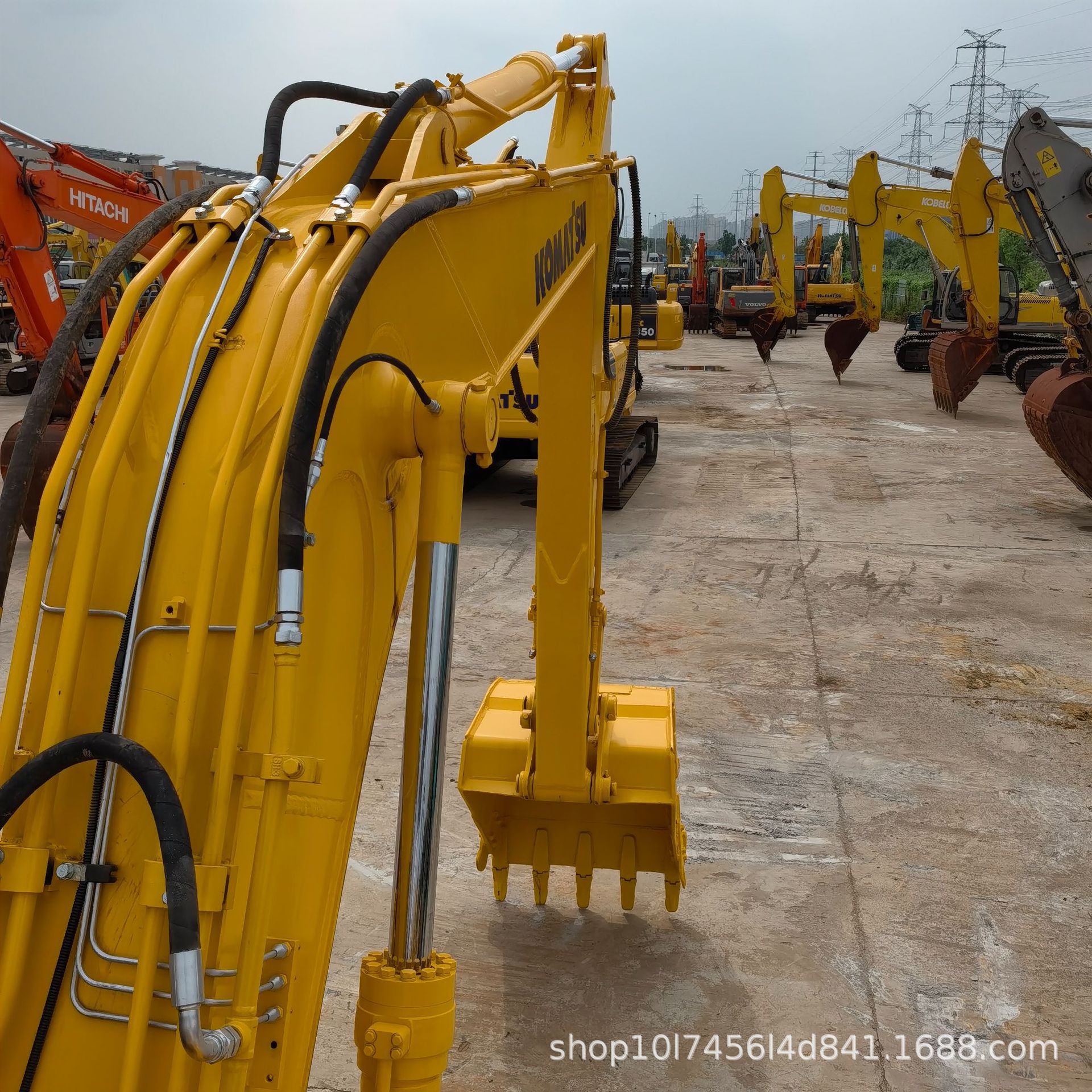 日立130挖掘机外贸出口性能优秀九成新上海发货