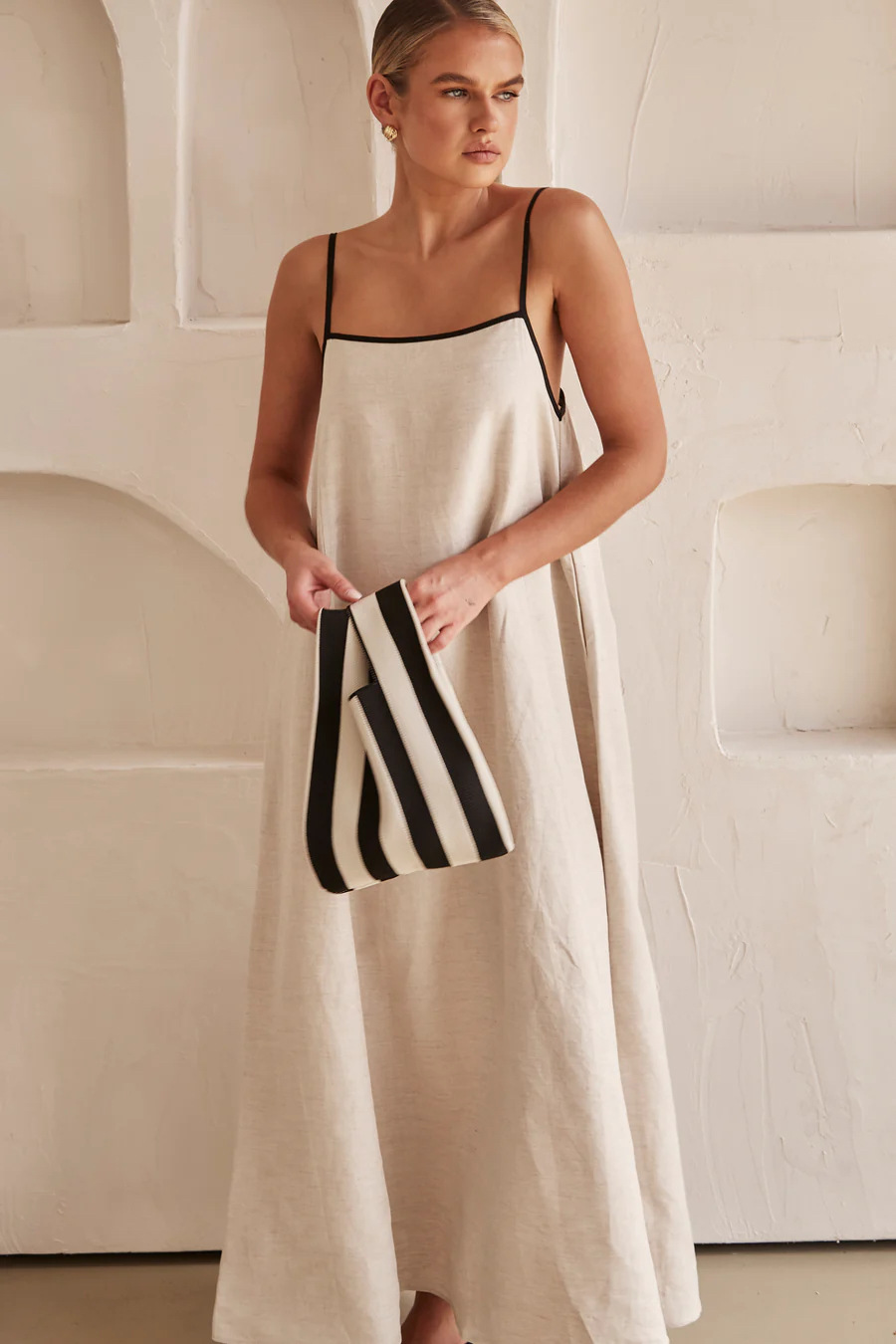 Women's Swing Dress Simple Style Boat Neck Sleeveless Solid Color Maxi Long Dress Daily display picture 6