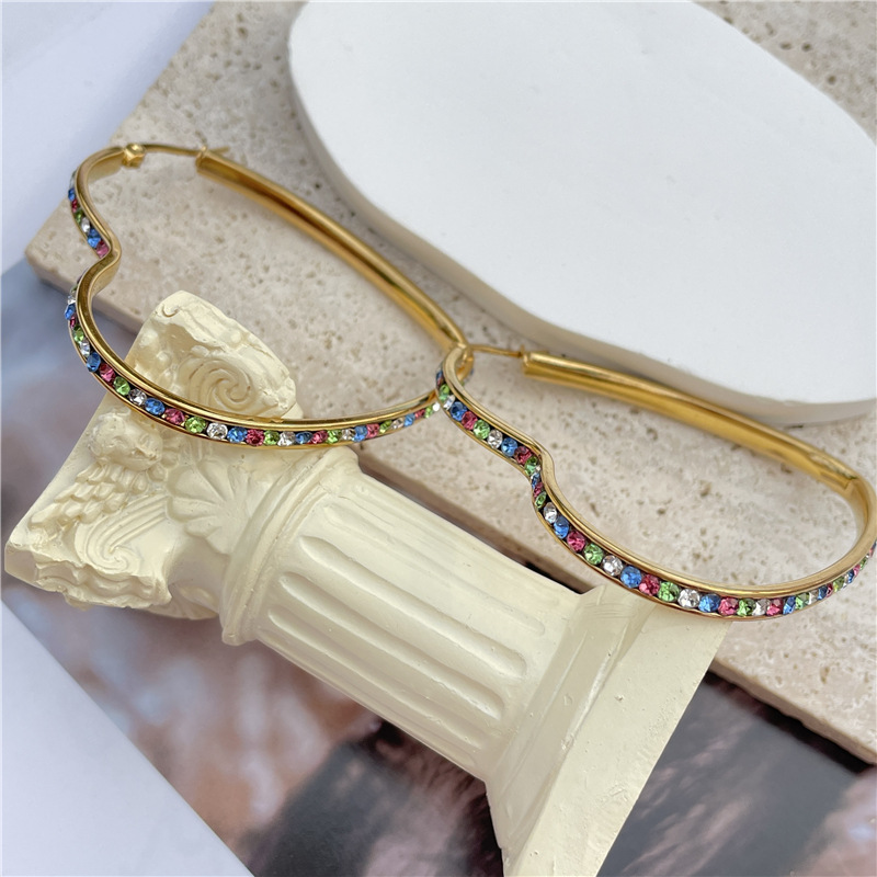 Exaggerated Heart Shape Titanium Steel Plating Rhinestones Hoop Earrings 1 Pair