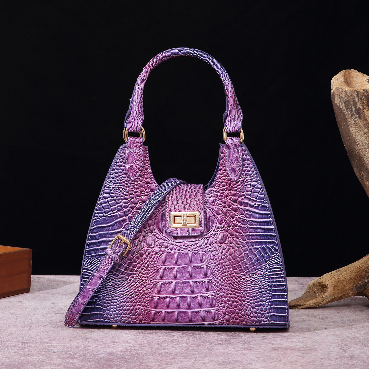 Women's Crossbody Bag Crocodile Pattern Fashionable Shoulder Bag_voghion.com