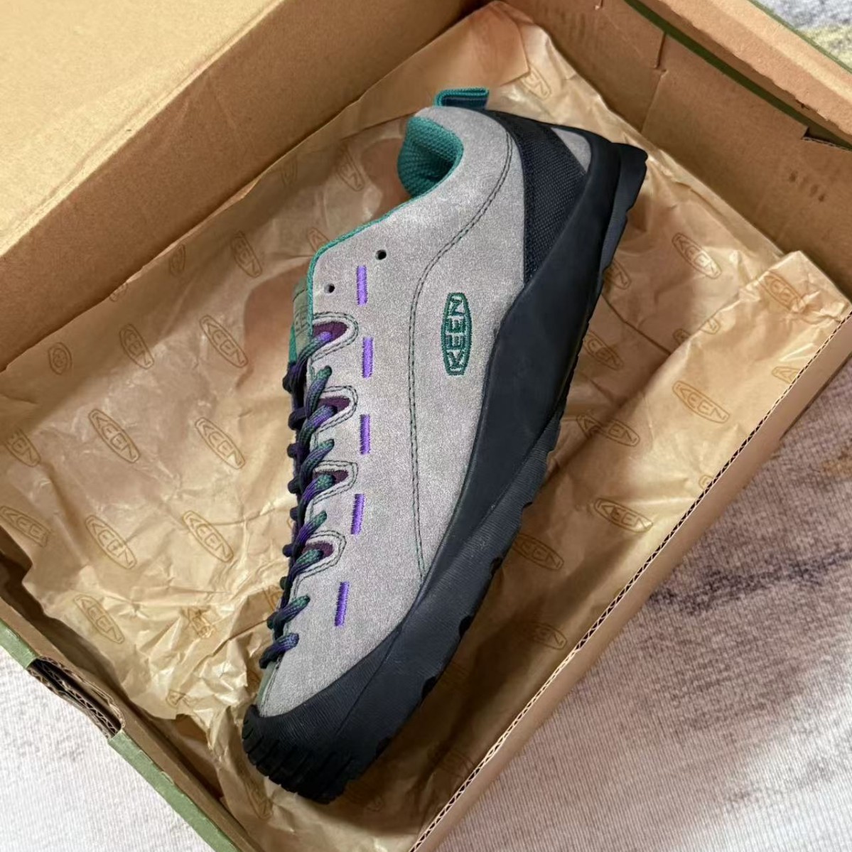 Keen Hiking Shoes Suede Casual Outdoor Sports Shoes Breathable Travel Hiking Young Men and Women Couples