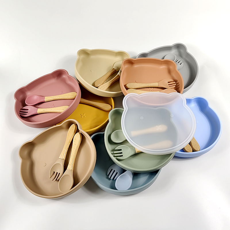 Oso de dibujos animados plato con cubierta de polvo plato de cena infantil bebé vajilla lechón comida complementaria infantil plato de cena de silicona