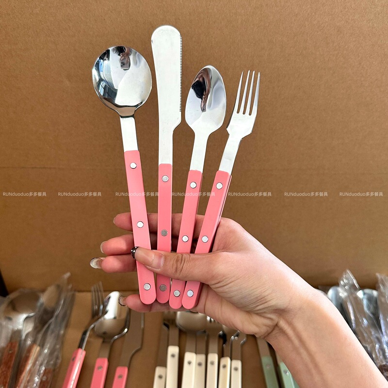 Stainless Steel Steak Knife, Fork, and Spoon Cutlery Set, Ins-Style Rivet Pink Dessert Spoon, Butter Knife, High Aesthetic Value Spoon Stainless Steel Steak Knife, Fork, and Spoon Cutlery Set, Ins-Style Rivet Pink Dessert Spoon, Butter Knife, High Aesthetic Value Spoon