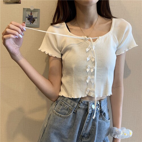 Square neck knitted short-sleeved T-shirt for women in summer niche design short hot girl outfit chic Hong Kong flavor ins trend