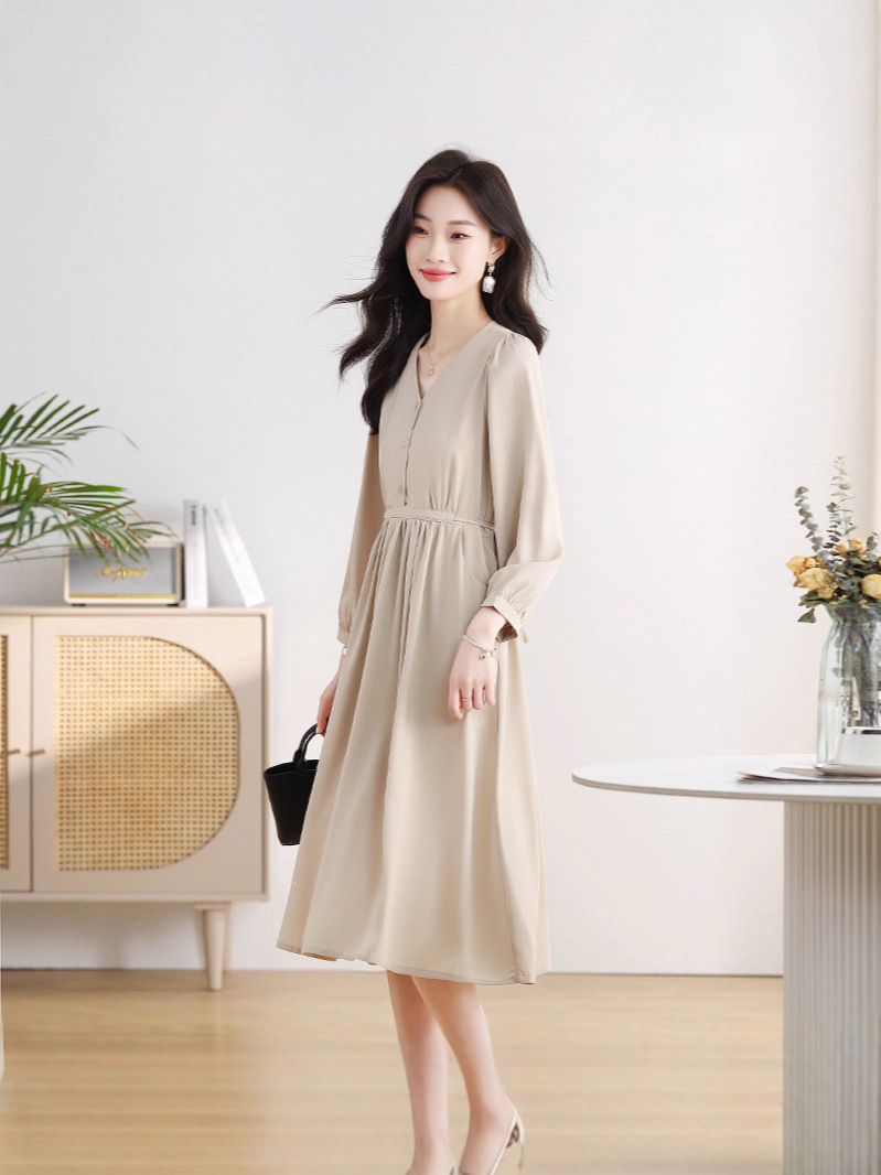Váy maxi nữ cổ V thắt eo phong cách thanh lịch — Màu mơ gạo