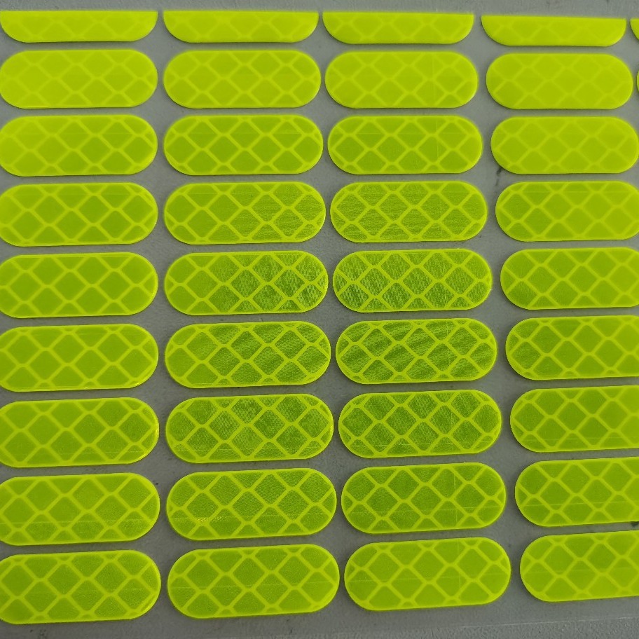 摩托车自行车平衡车荧光绿荧光黄夜光膜头盔反光贴纸安全帽反光贴