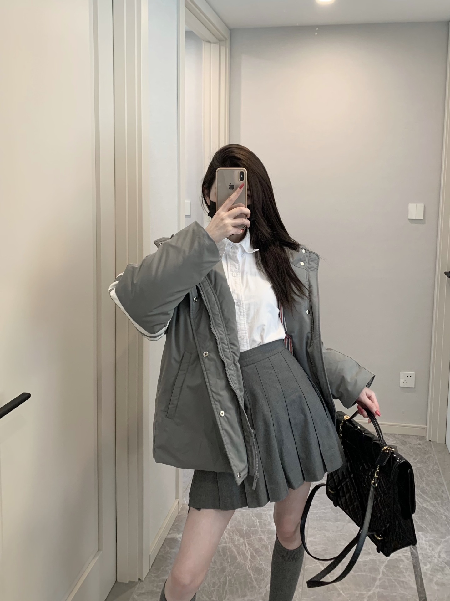 4바 쇼트 다운 재킷 그레이