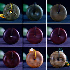 Argentine Green Sandalwood Small Leaf Rosewood Bloodwood Hand-polished Wooden Peace Knot Keychain Pendant Ornament Necklace