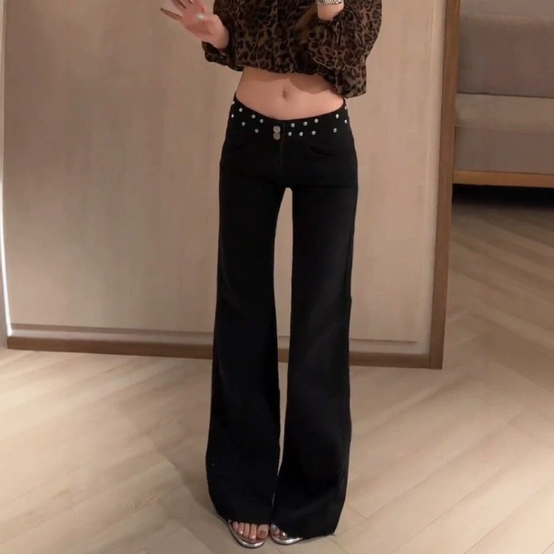 Black low-waist flared jeans for women, slimming and figure-hugging, straight-leg, floor-length, non-tight-fitting, slightly flared pants for women Black low-waist flared jeans for women, slimming and figure-hugging, straight-leg, floor-length, non-tight-fitting, slightly flared pants for women