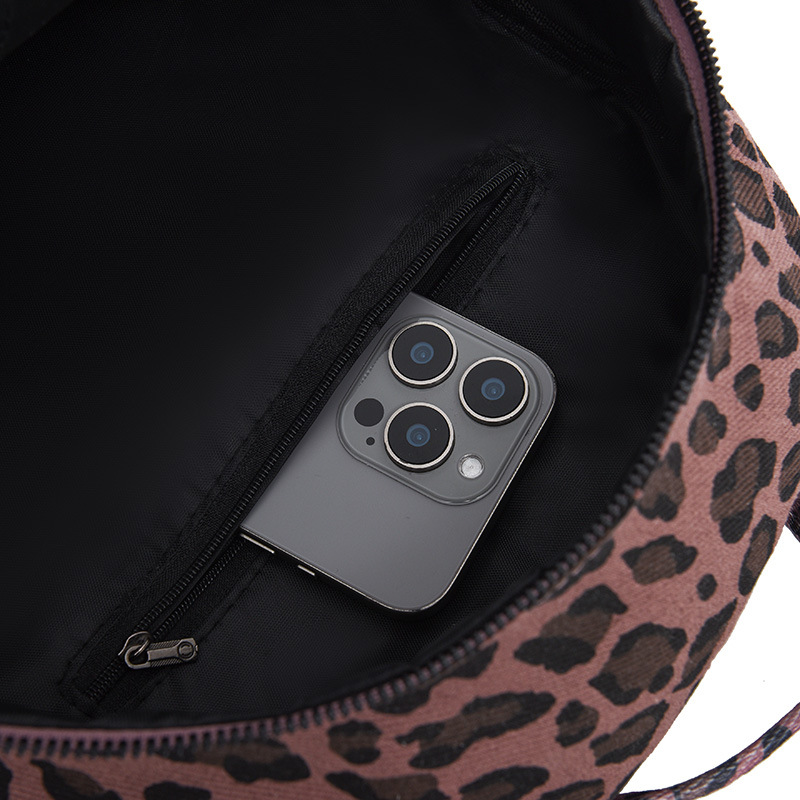 Comercio exterior al por mayor 2024 nueva moda leopardo mujer mochila casual color de contraste mochila de viaje ligera de gran capacidad