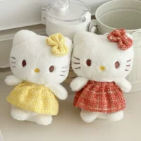 Xiao Xiangfeng KT Cat Dolls Японская милая девушка Сердце мультфильм Hello Kitty Студенческая подвеска куклы Подвеска брелок