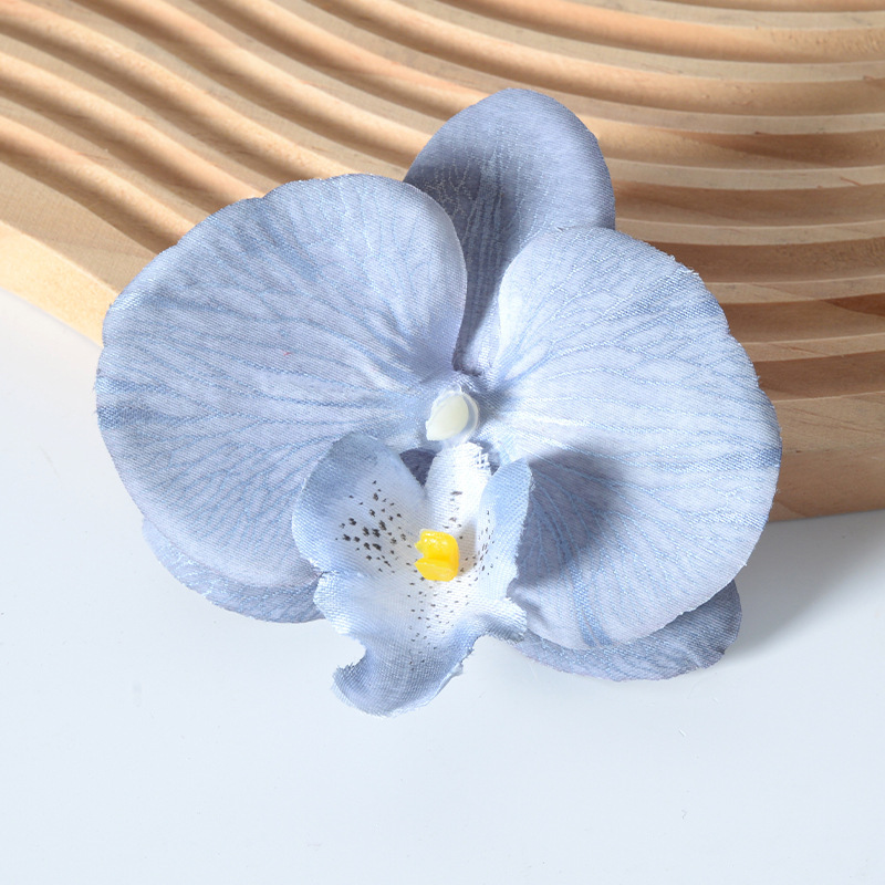 胡蝶蘭の花の頭は花びらの部品をシミュレーションします。|undefined