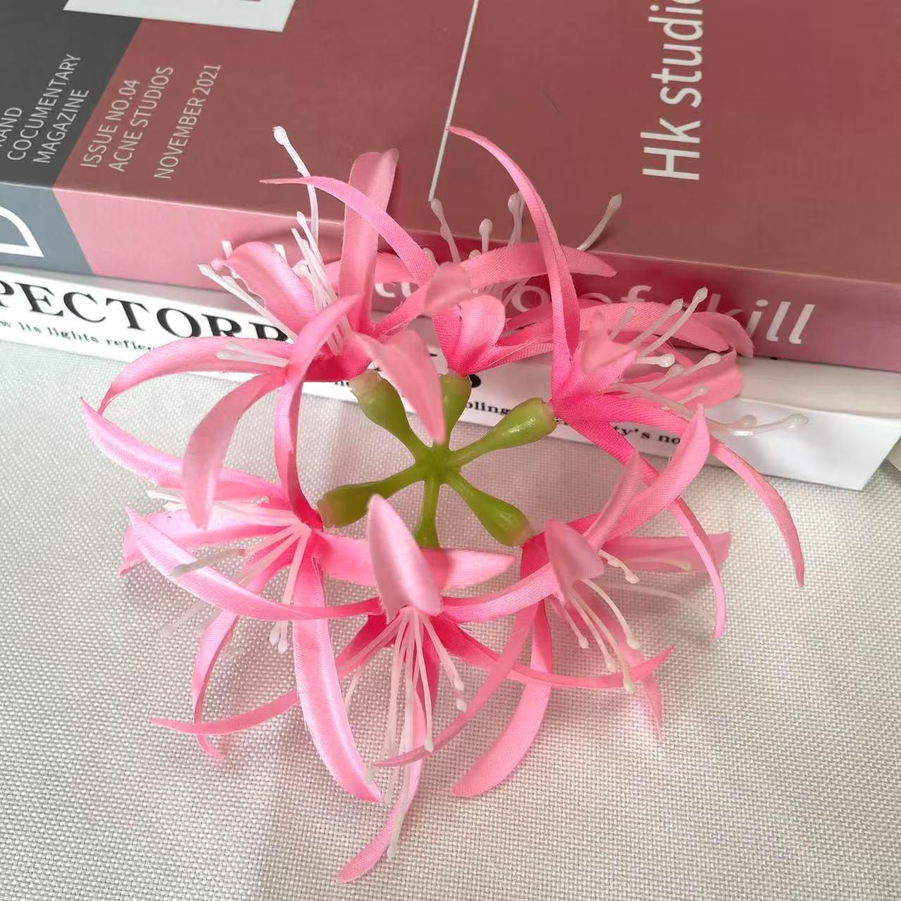 다크 핑크