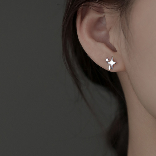 S925银针四芒星星耳钉女小众设计感耳环2023年新款潮冷淡风耳饰