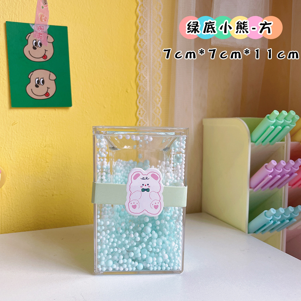녹색 바닥 곰 광장