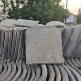 现货小青瓦民宿旧青瓦片农村房屋建筑瓦片老旧四合院青瓦厂家批发